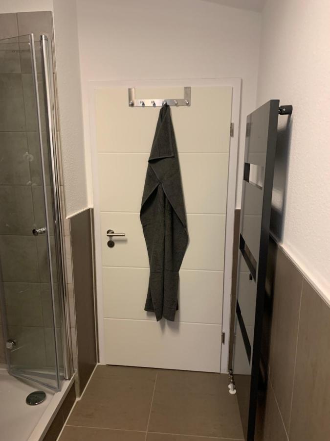 40 Qm Appartment Parkplatz, Balkon,Netflix, Prime شيمنيتز المظهر الخارجي الصورة